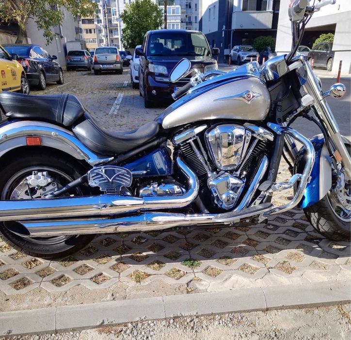 Moto cruiser Kawasaki Vulcan vn2000 vand sau schimb cu auto