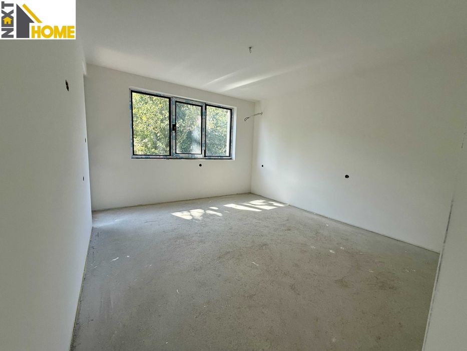 Продава се Тристаен апартамент в Асеновград - 156 кв.м за 1707 €/кв.м - Снимка #6