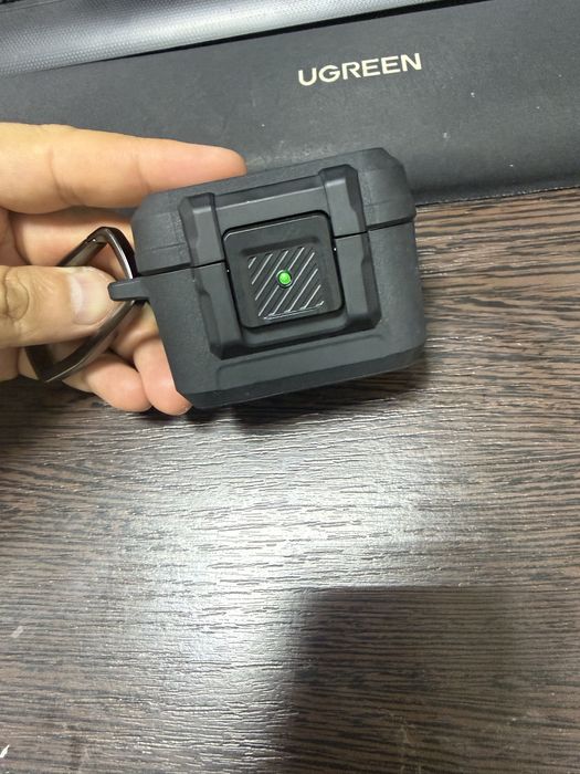 Apple Airpods Pro 3 original + чехол от spigen