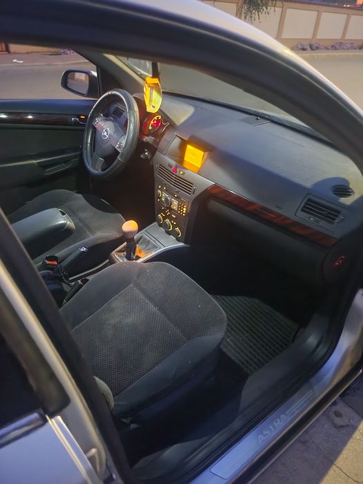 Opel astra h 1.7 cdti
