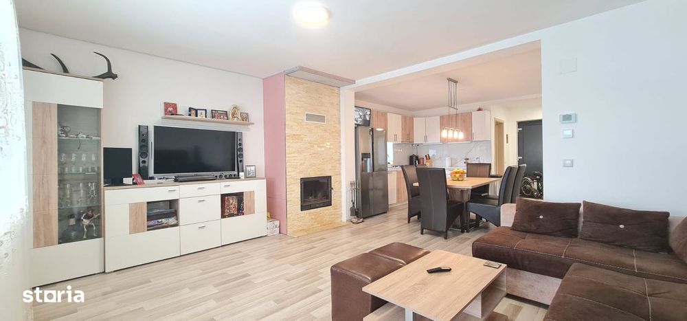 Duplex de vanzare Izvor