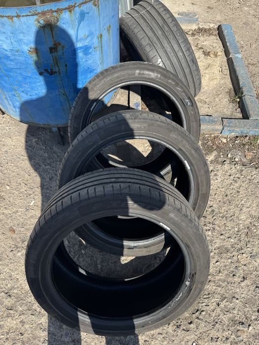Pirelli P Zero 4 броя 245/40/18