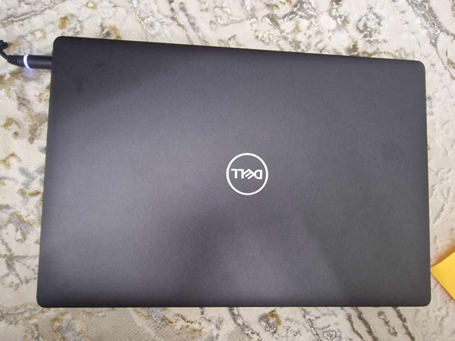 Dell Core i5-8265u operativka 16gb ddr4 hoyira 256gb m2ssd