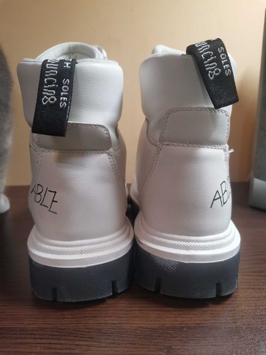 Дамски боти Тенденз