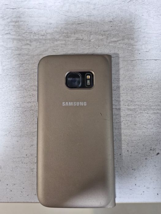 Сотовый телефон Samsung