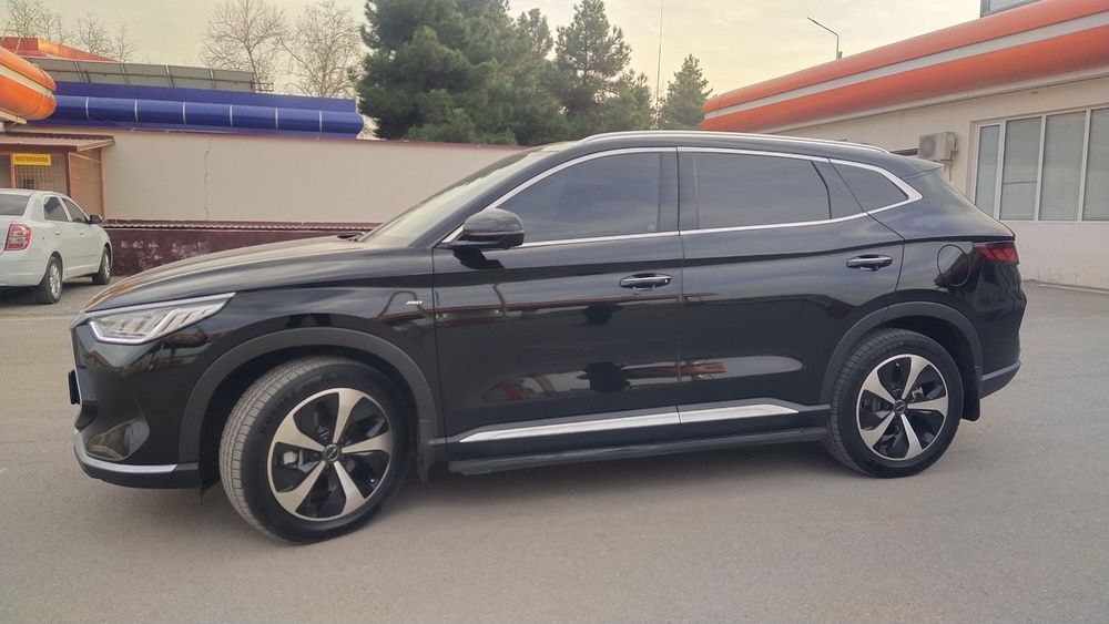 BYD SONG plus AWD Srochna sotiladi