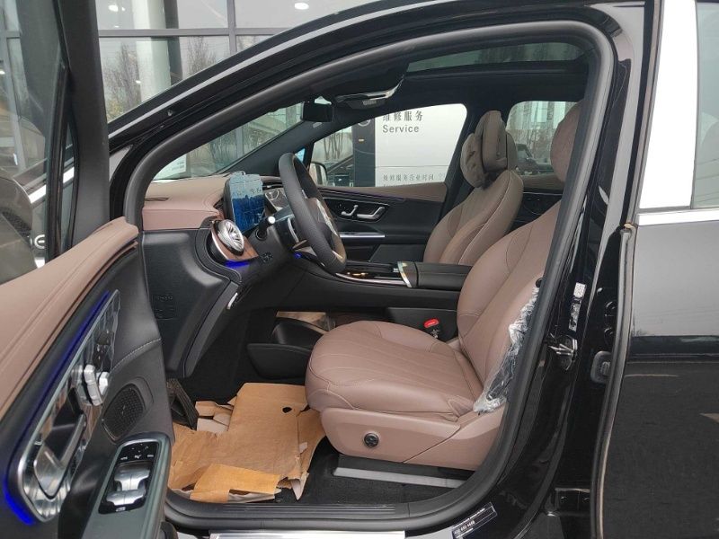 609km Mercedes-Benz EQE 500, 4matic