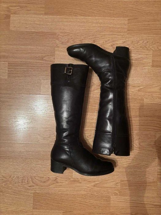 Сапоги женские кожанные