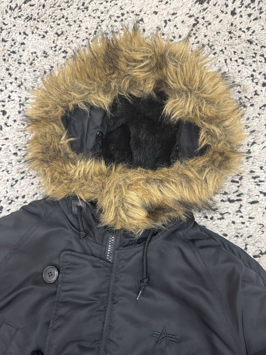 Мъжка парка ALPHA INDUSTRIES . Размер М