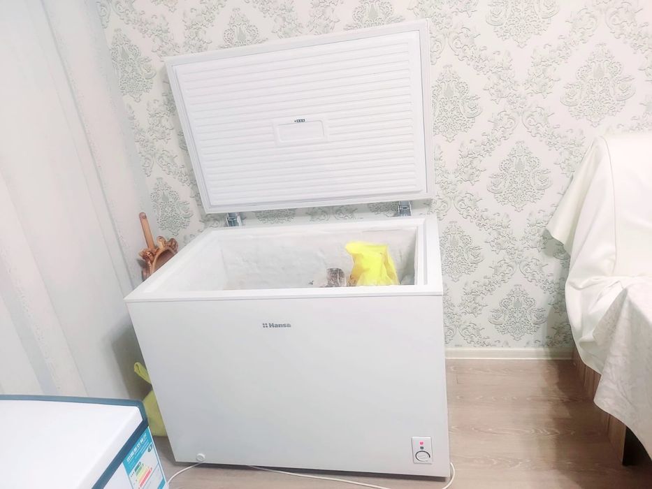 Продам б/у Морозилька в отличном состояний,280литр.