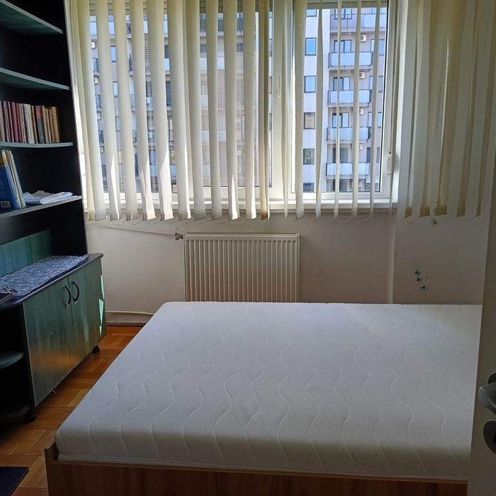 Apartament 3 camere central de inchiriat