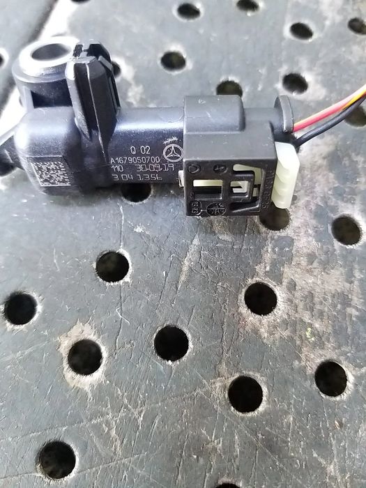 Senzor impact mercedes b class w247 a1679050700