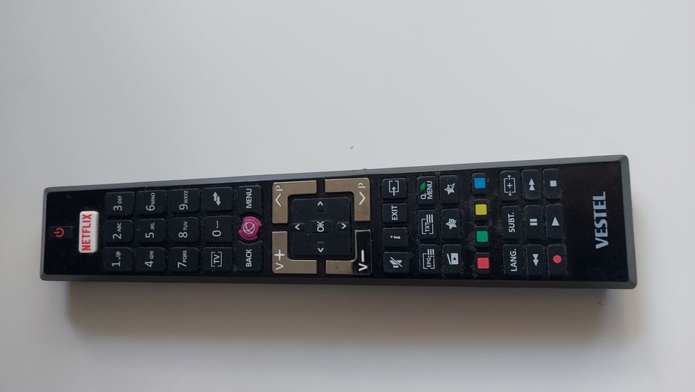 Телевизор smart tv Vestel 32'