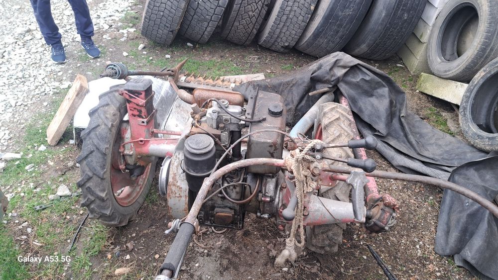 Vând cositoare bcs cu motor acme ,diesel