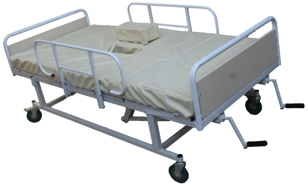 Медицинская кровать