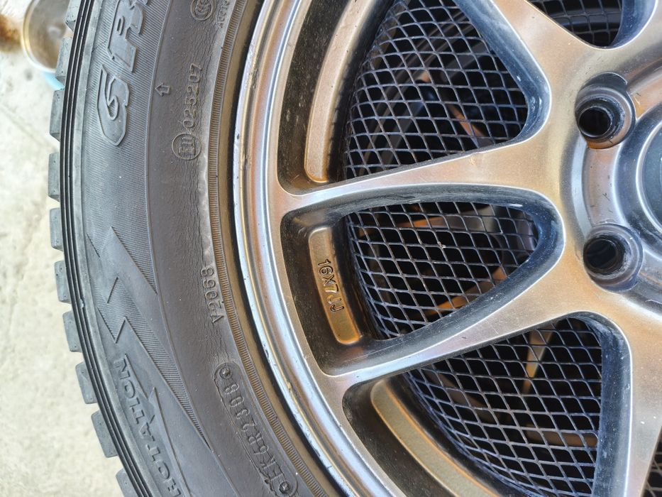 Диски R16 с зимней резиной