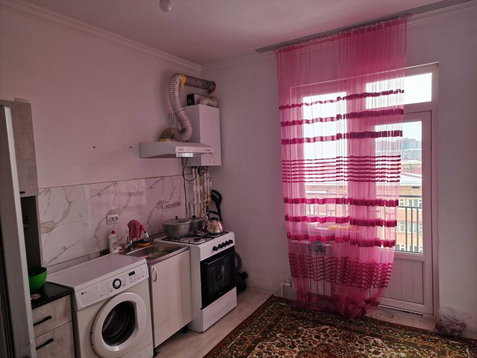 Срочно квартира сотилади