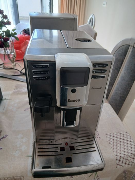 Vand aparate de cafea .