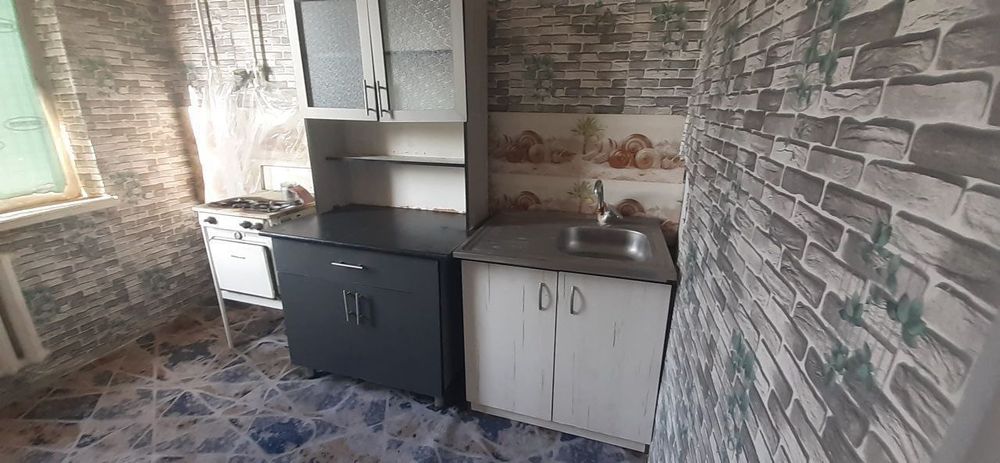 Sergelida 2-metro bekat va 3-metro  bekat ga yaqin