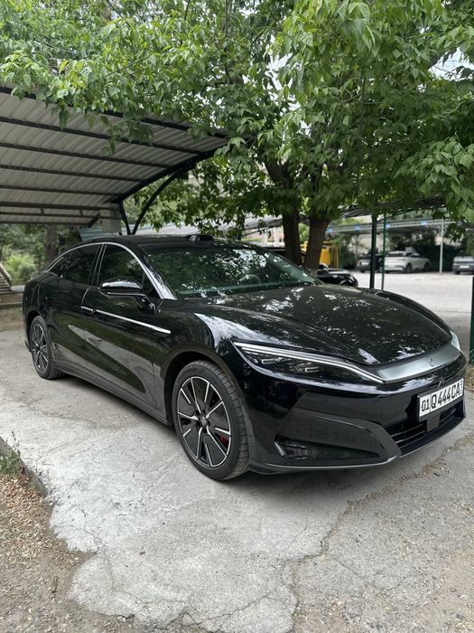 Byd Han L 701 km