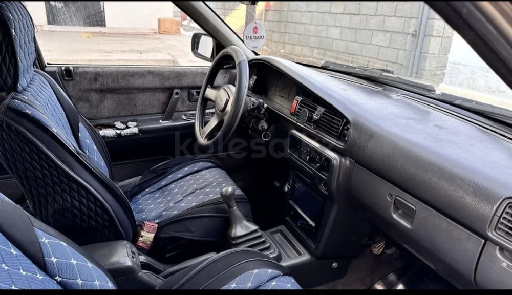 Продам Мазда 626 обьем 2