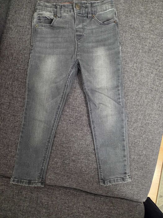 Детски дънки zara,mango,calvin klein