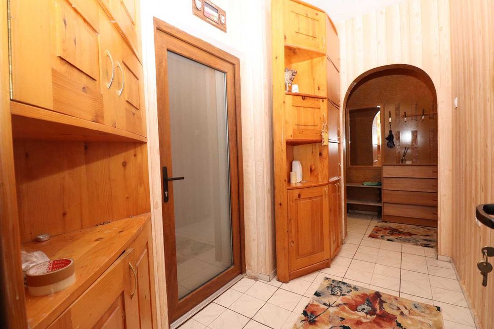 Апартамент в Банкя 70кв.м.