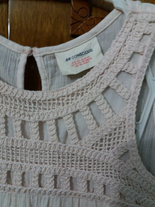 Rochie eleganta cu broderie H&M 146