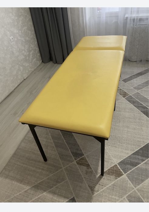 Кушетка для работы мастерам