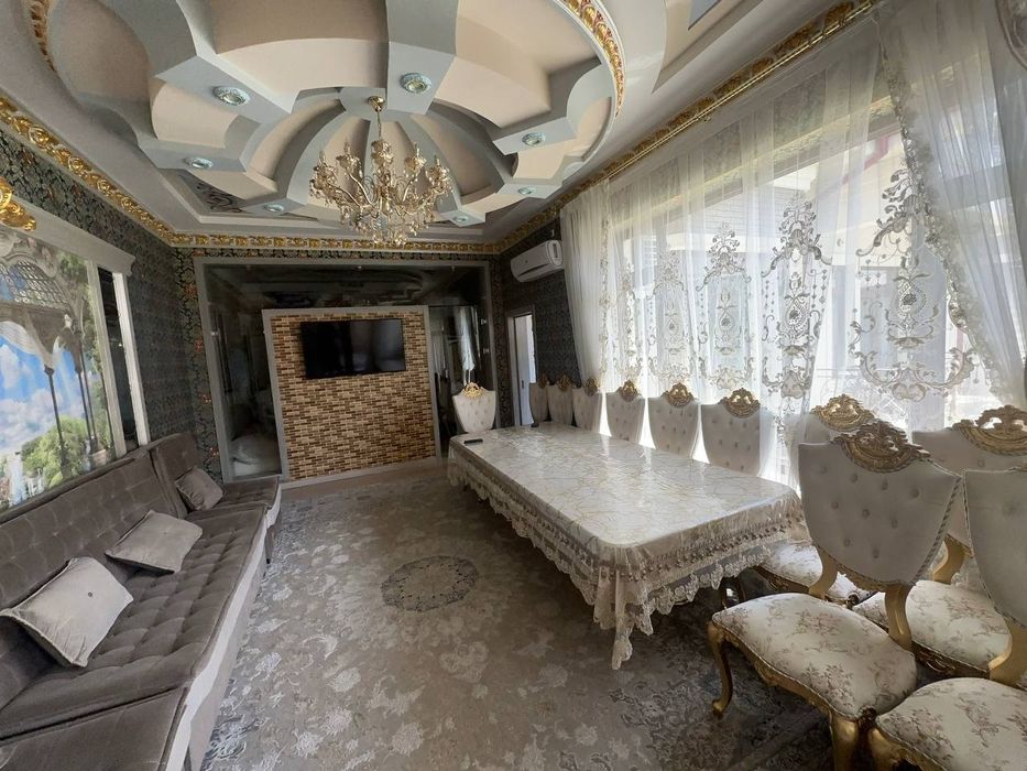 Продается участок 3.7 соток, 2 комнаты, 1 зал, 3 санузлов