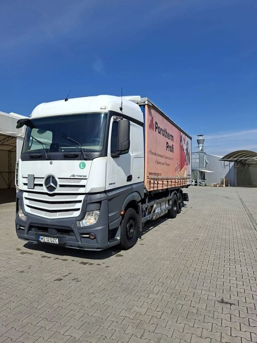 Mercedes-Benz Actros Stare perfecta, baterii noi