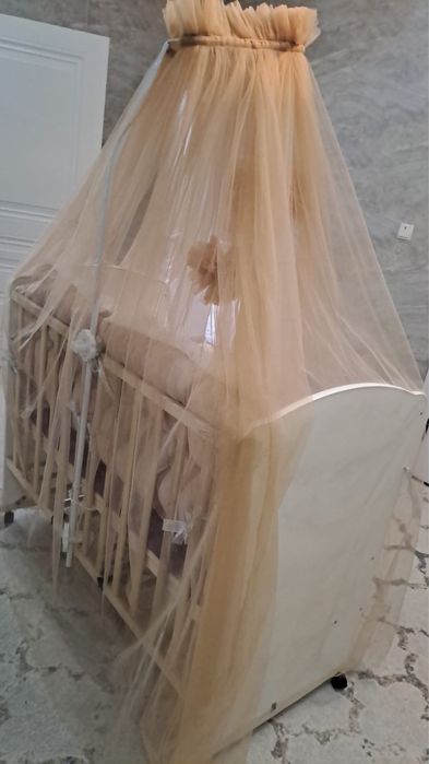 детская кроватка