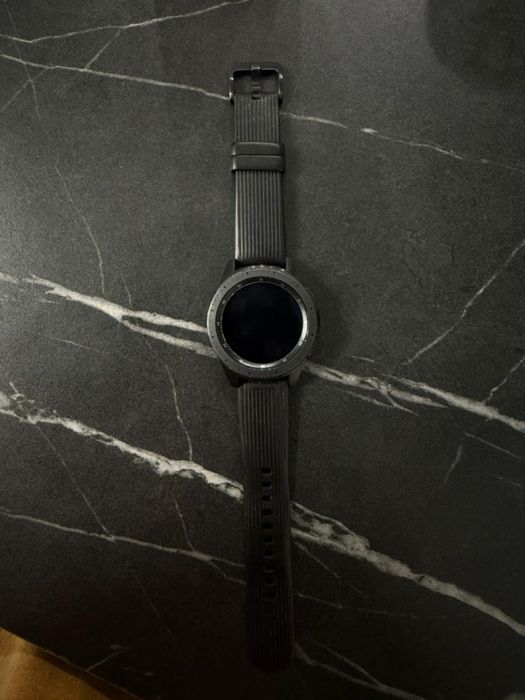 Samsung Galaxy Watch  42мм