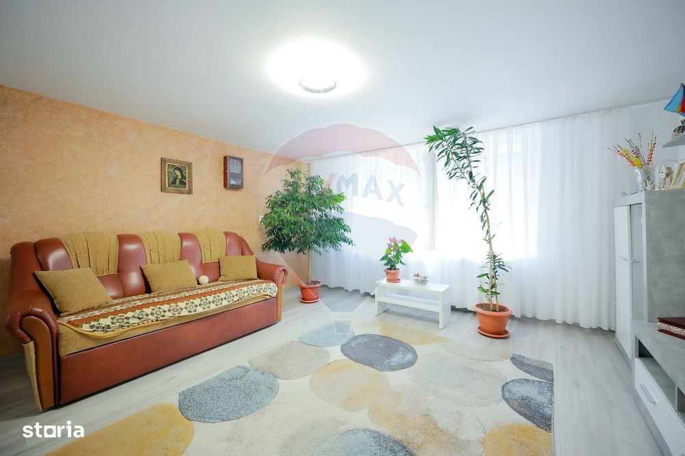 Casă / Vilă cu 5 camere de vânzare, Cartier Episcopia