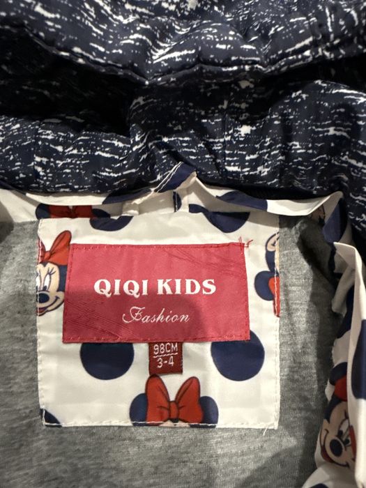 Куртки на девочку