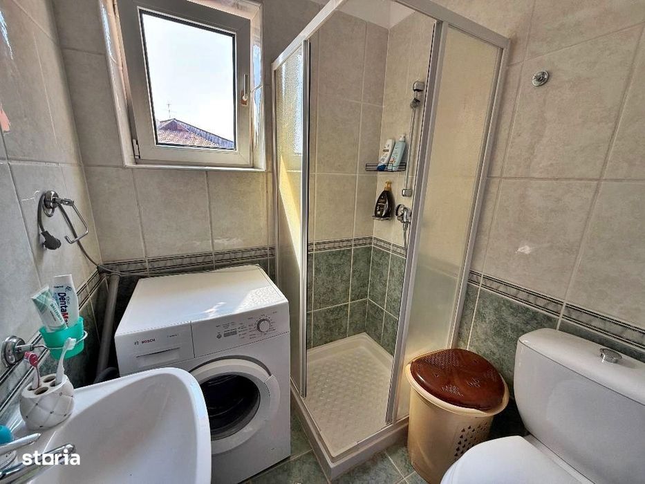 De vanzare Apartament 4 camere, zona Cetate - Scoala nr 7.