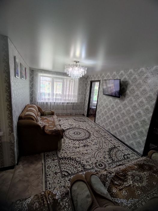 Продам квартиру 4-х комнатную