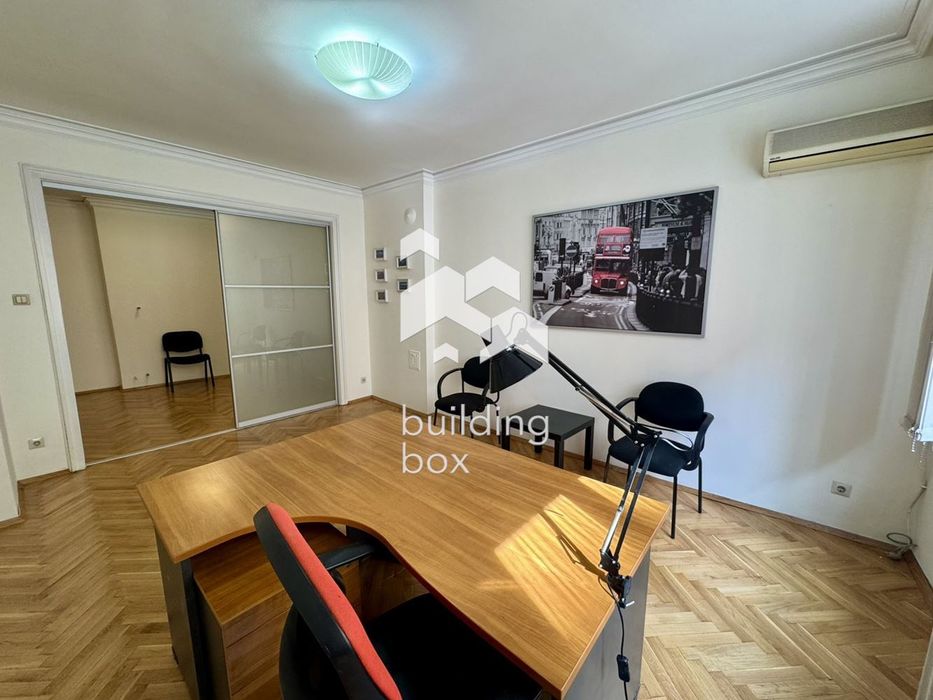 Офис в София-Център площ 55 цена 550