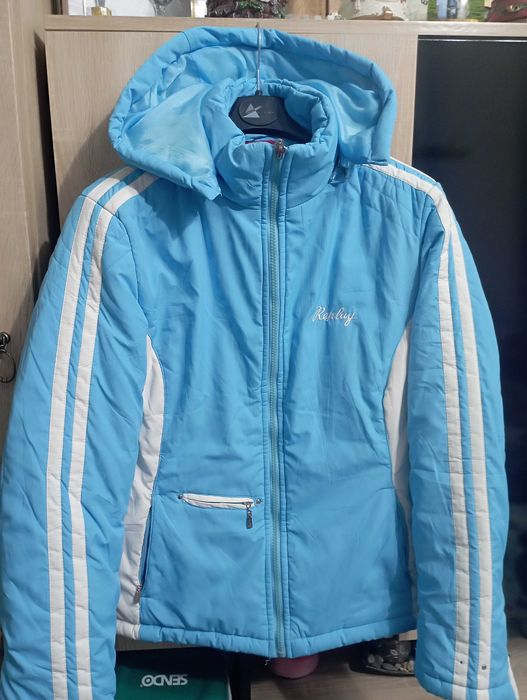 Geacă damă de vânzare