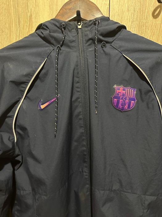 Nike Barcelona яке