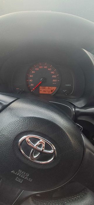 Toyota Yaris anul 2012
