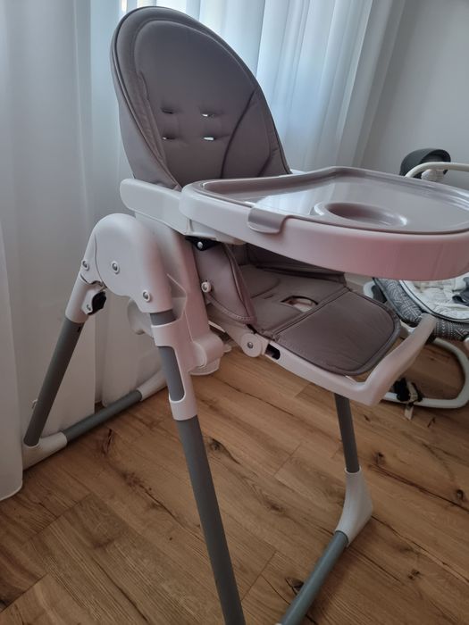 Scaun masă bebe.