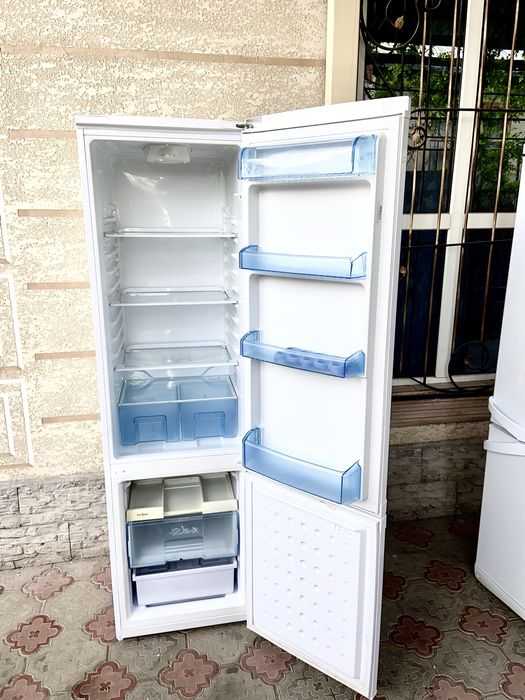Продам холодильник Беко рабочая