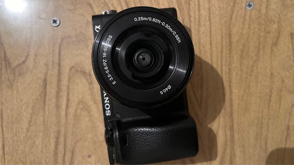 Sony A6400 в отличном состояний
