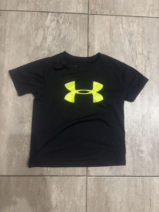 Тениска Under armour