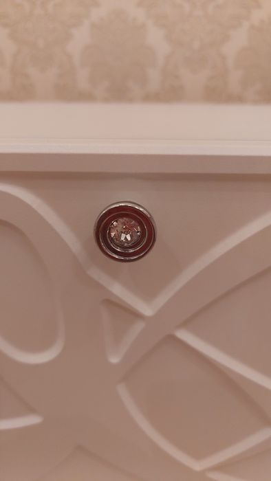 Двуспалка с двумя тумбами