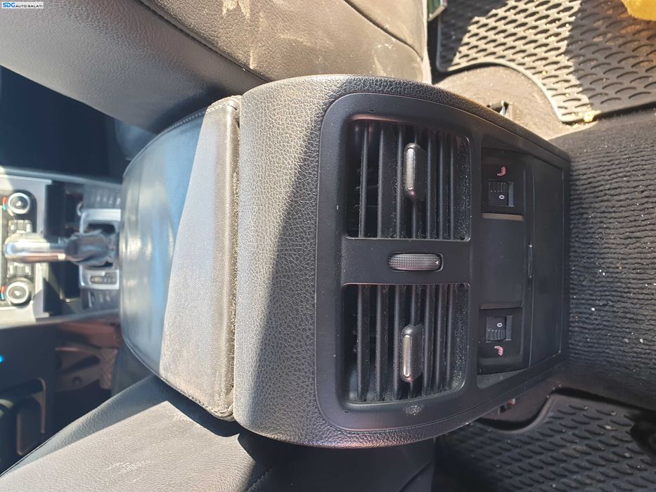 Grila Grile Ventilatie Aerisire Cotiera cu Bricheta si Scrumiera cu Panou Butoane Incalzire Bancheta Volkswagen Passat B7 2010 - 2015 [K2109]