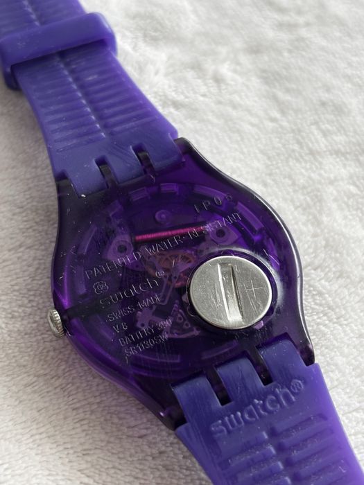 Ретро часовник Swatch Gent Skeleton – Лилав / Прозрачен корпус