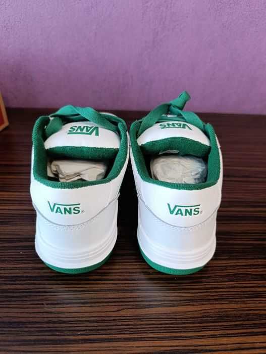 VANS 38 кецове - чисто нови