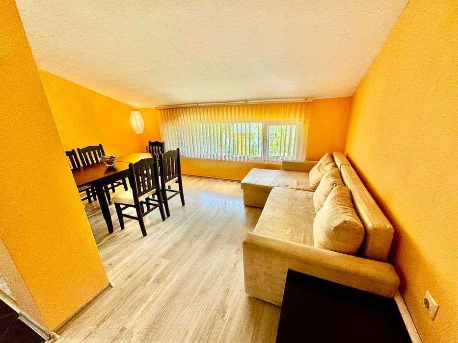 Продава се Тристаен апартамент в Русе, Център - 98 кв.м за 887 €/кв.м - Снимка #12